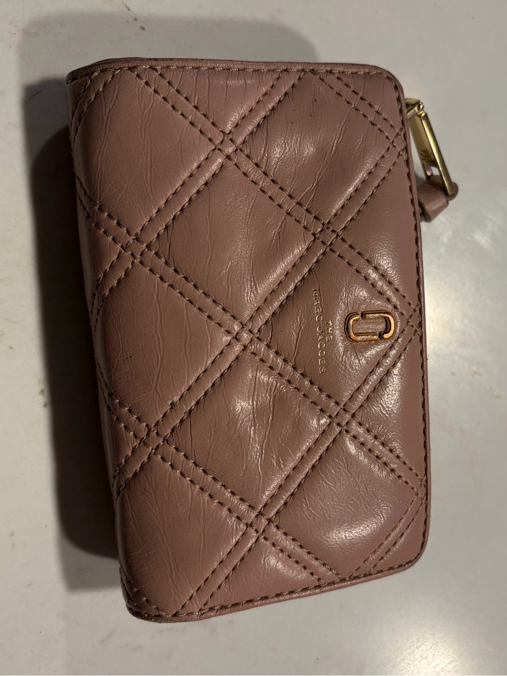 Marc Jacobs quilted snapshot wallet